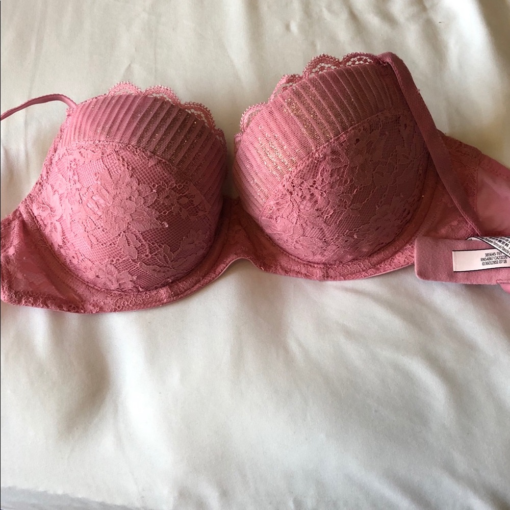 Brand new Victoria’s Secret Bra